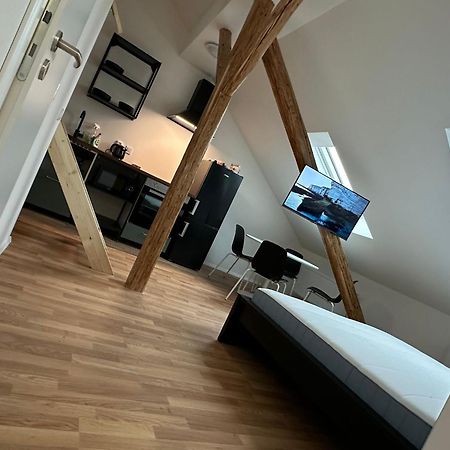Zizkov Tower Suites Prague Exterior photo